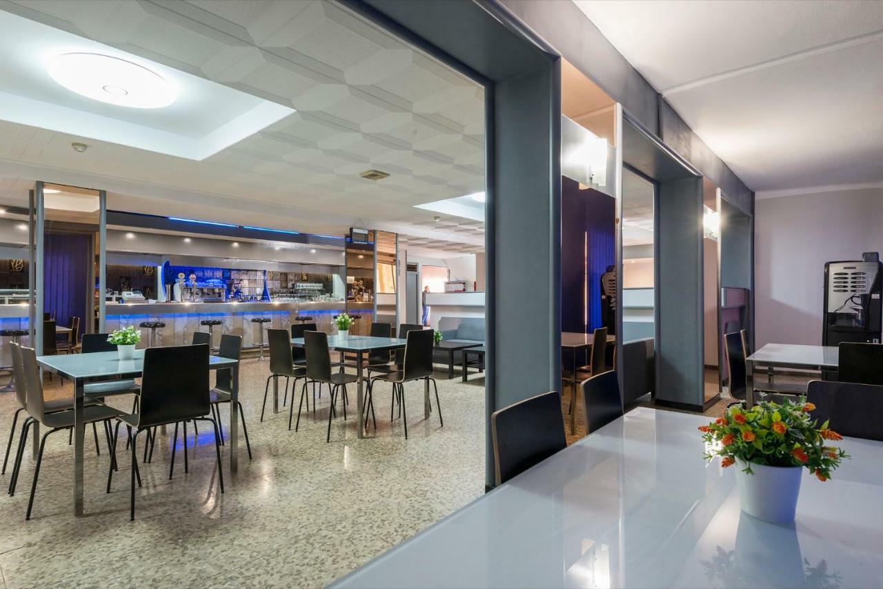 Hotel Mar I Sol Calella Zewnętrze zdjęcie